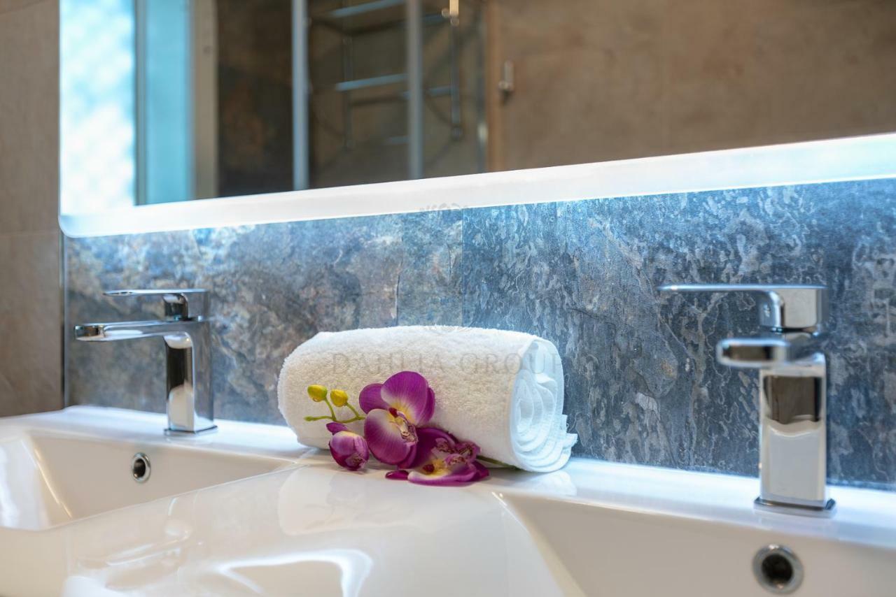 El Faro Beach Apartment By Dahlia Group เอสเตโปนา ภายนอก รูปภาพ